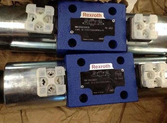 Rexroth R900588201 4WE10E3X/CG24N9K4  4WE10E33/CG24N9K4  Directional Spool Valves, Direct Operated, with Solenoid Actuat