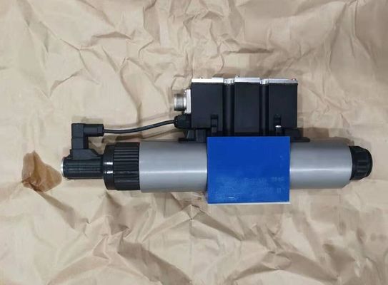 R901305915 4WREE10V50-23/G24K31/A1V-742 4WREE10V50-2X/G24K31/A1V-742 렉스로스 4WREE 비례하는 방향성 밸브